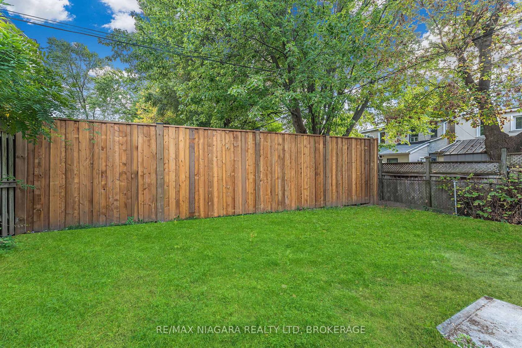 Photo 42 at 853 Sammon Avenue, Lumsden, Toronto Photo 42 at 853 Sammon Avenue, Lumsden, Toronto