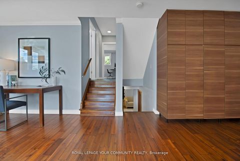 Photo 12 at 651 Burnhamthorpe Road, West Deane, Toronto