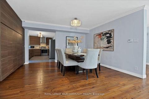 Photo 13 at 651 Burnhamthorpe Road, West Deane, Toronto