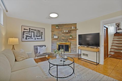 Photo 34 at 651 Burnhamthorpe Road, West Deane, Toronto