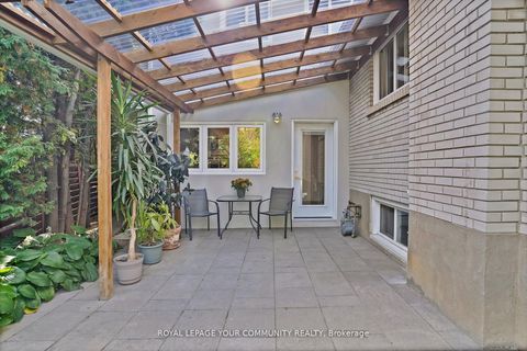 Photo 39 at 651 Burnhamthorpe Road, West Deane, Toronto