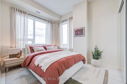 Photo 12 at 413 - 2501 Saw Whet Boulevard, GA Glen Abbey, Oakville