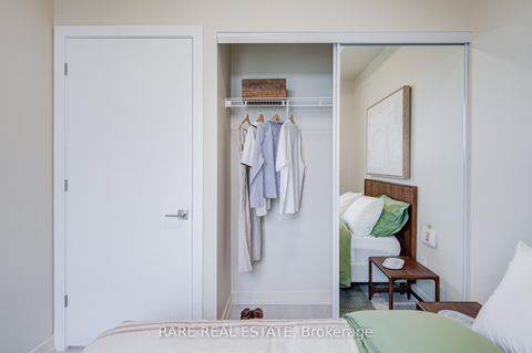 Photo 17 at 413 - 2501 Saw Whet Boulevard, GA Glen Abbey, Oakville