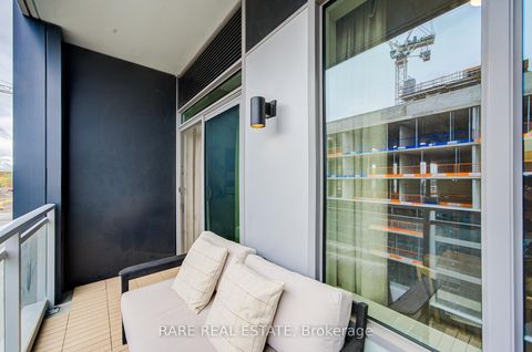 Photo 26 at 413 - 2501 Saw Whet Boulevard, GA Glen Abbey, Oakville