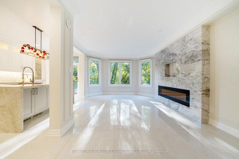 Photo 4 at 49 Cooper creek Court, Maple, Vaughan