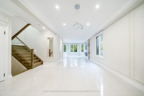 Photo 5 at 49 Cooper creek Court, Maple, Vaughan