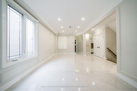 Photo 6 at 49 Cooper creek Court, Maple, Vaughan