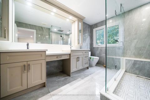 Photo 10 at 49 Cooper creek Court, Maple, Vaughan