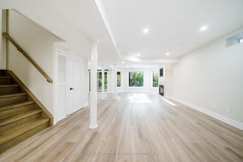 Photo 16 at 49 Cooper creek Court, Maple, Vaughan