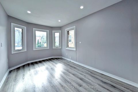 Photo 12 at 47 Woolenscote Circle, Clairville, Toronto Photo 12 at 47 Woolenscote Circle, Clairville, Toronto