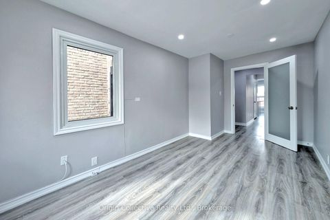 Photo 13 at 47 Woolenscote Circle, Clairville, Toronto