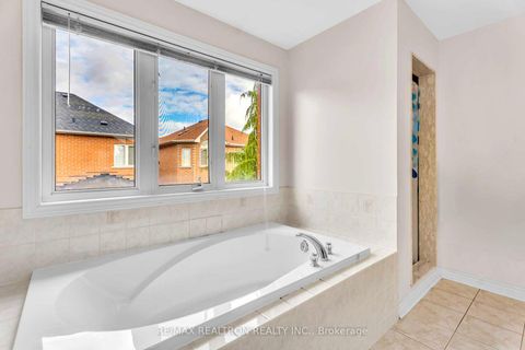 Photo 9 at 50 Saint Victor Drive, Vellore Village, Vaughan