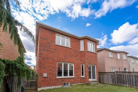 Photo 18 at 50 Saint Victor Drive, Vellore Village, Vaughan