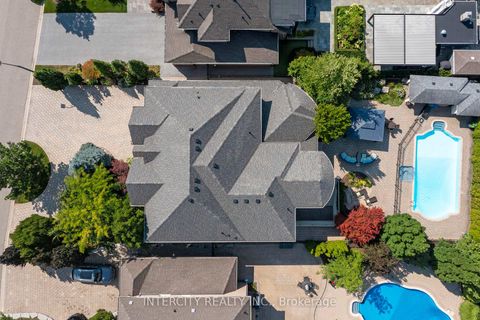 Photo 37 at 118 Park Ridge Drive, Kleinburg, Vaughan