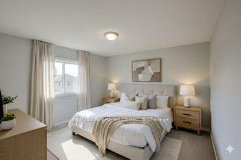 Photo 7 at 14 TUNBRIDGE Road, Georgian Drive, Barrie