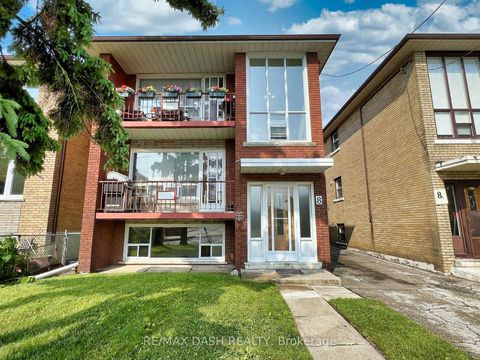 Photo 3 at 8 Nineteenth Street, New Toronto, Toronto