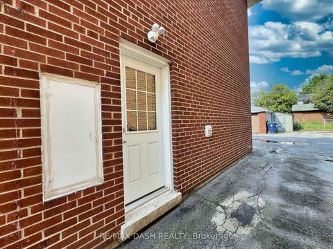 Photo 19 at 8 Nineteenth Street, New Toronto, Toronto