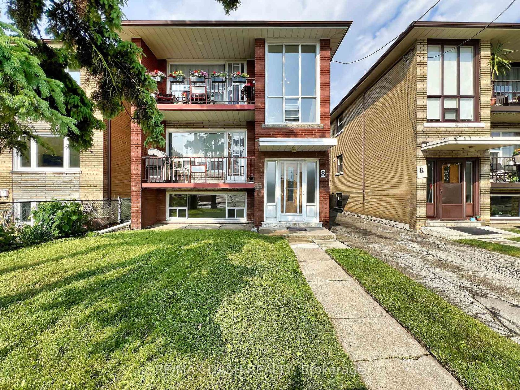 8 Nineteenth Street, New Toronto, Toronto 