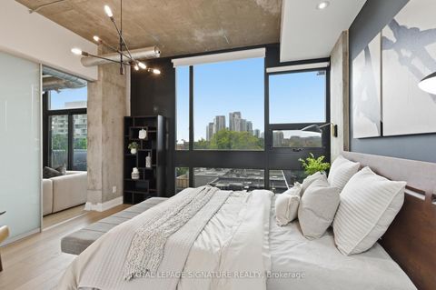 Photo 11 at 503 - 60 Bathurst Street, Niagara, Toronto