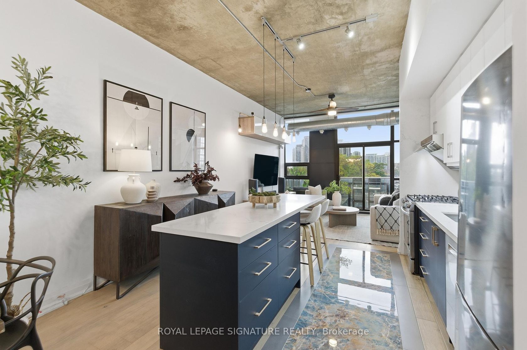 Photo 3 at 503 - 60 Bathurst Street, Niagara, Toronto Photo 3 at 503 - 60 Bathurst Street, Niagara, Toronto