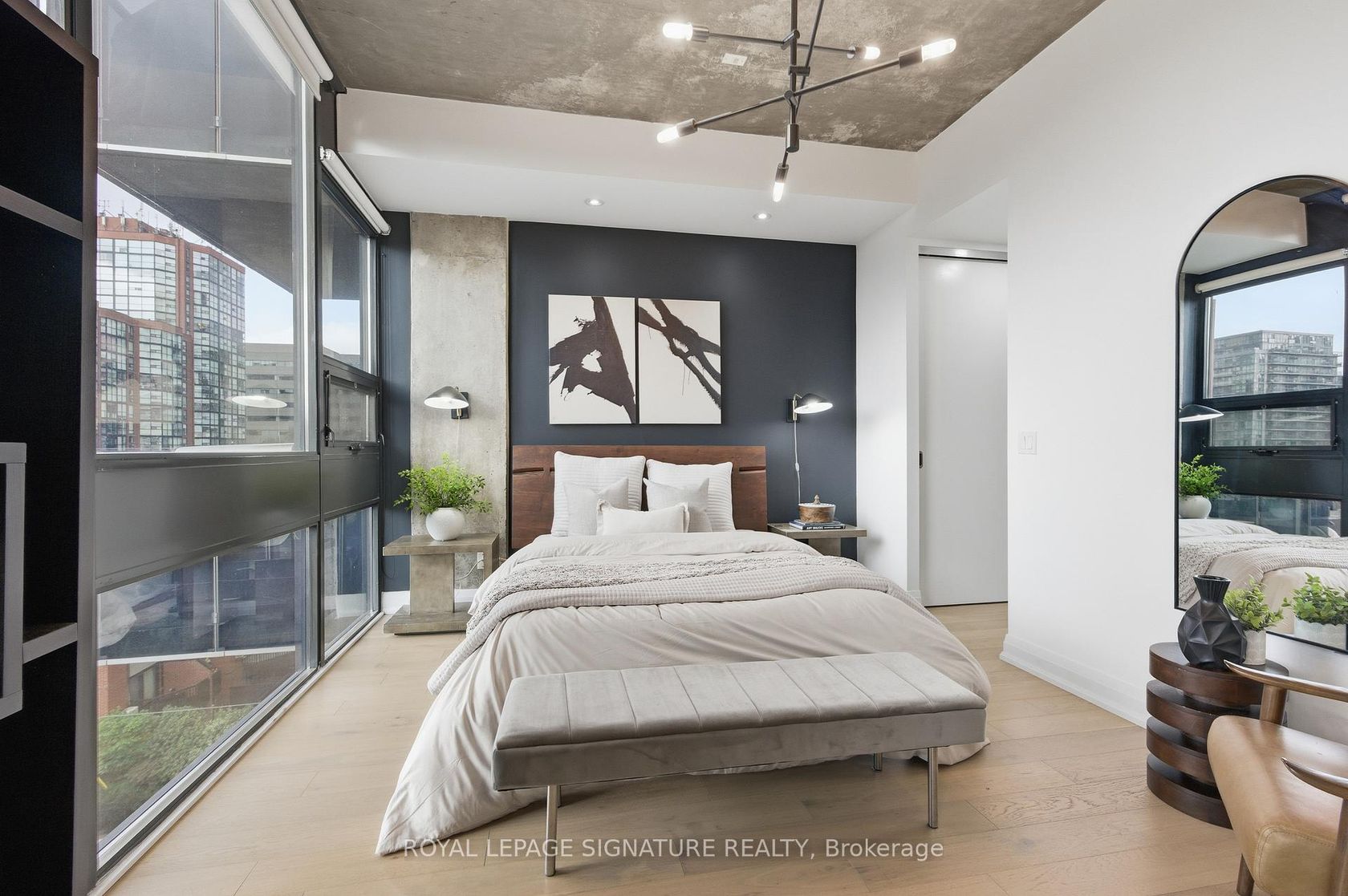 Photo 10 at 503 - 60 Bathurst Street, Niagara, Toronto Photo 10 at 503 - 60 Bathurst Street, Niagara, Toronto