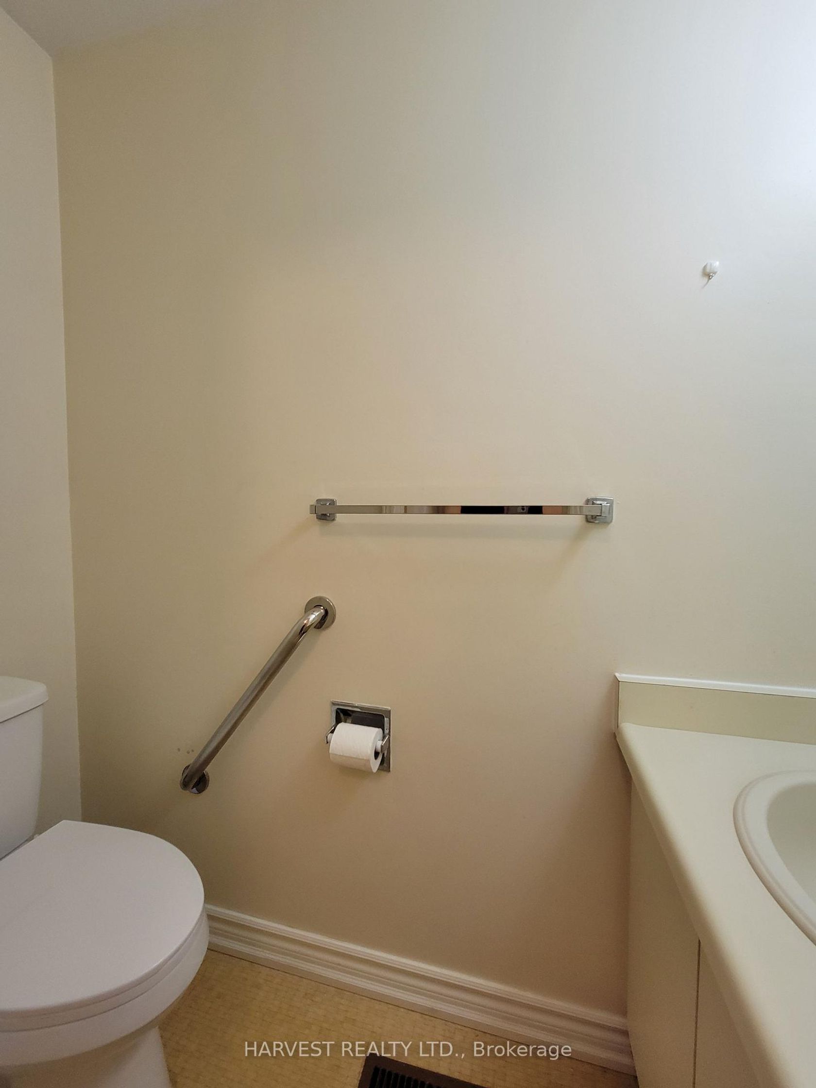 Photo 9 at 25 Nettlecreek Crescent, Milliken, Toronto Photo 9 at 25 Nettlecreek Crescent, Milliken, Toronto