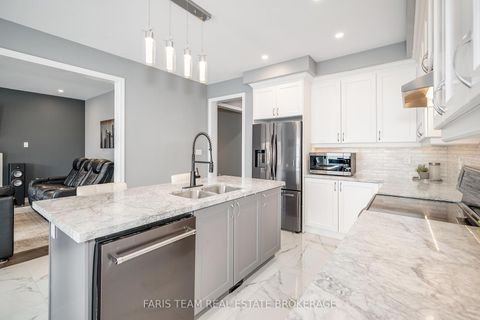 Photo 4 at 1464 Farrow Crescent, Rural Innisfil, Innisfil