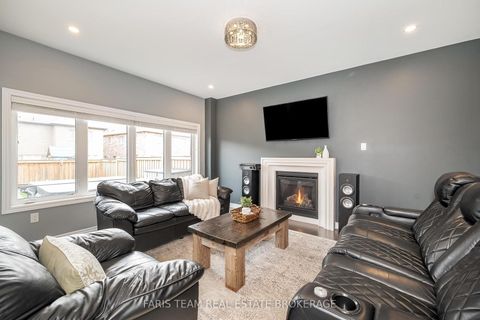 Photo 12 at 1464 Farrow Crescent, Rural Innisfil, Innisfil