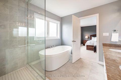 Photo 17 at 1464 Farrow Crescent, Rural Innisfil, Innisfil Photo 17 at 1464 Farrow Crescent, Rural Innisfil, Innisfil