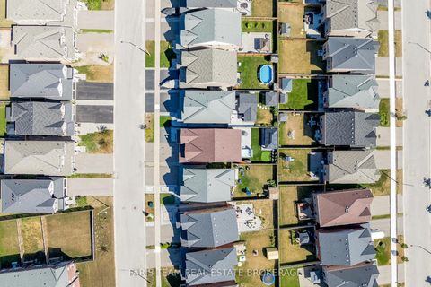 Photo 32 at 1464 Farrow Crescent, Rural Innisfil, Innisfil Photo 32 at 1464 Farrow Crescent, Rural Innisfil, Innisfil