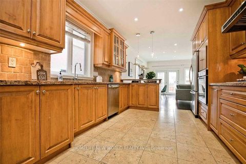 Photo 7 at 7 Roslin Avenue, Lawrence Park North, Toronto