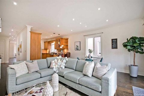 Photo 11 at 7 Roslin Avenue, Lawrence Park North, Toronto
