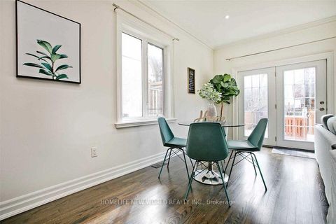 Photo 12 at 7 Roslin Avenue, Lawrence Park North, Toronto