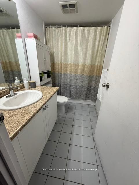 Photo 11 at 1707 - 5 Rowntree Road, Jamestown, Toronto