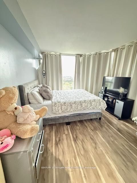 Photo 14 at 1707 - 5 Rowntree Road, Jamestown, Toronto