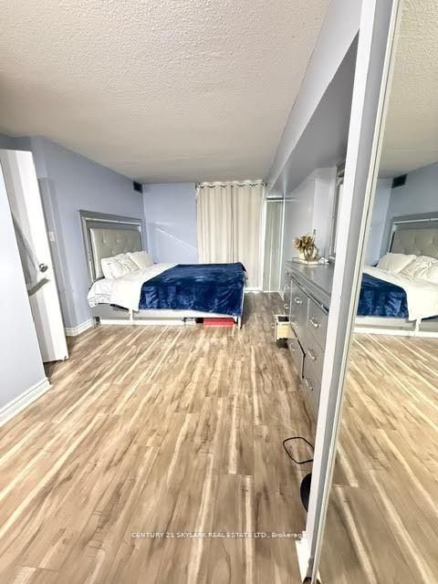 Photo 19 at 1707 - 5 Rowntree Road, Jamestown, Toronto