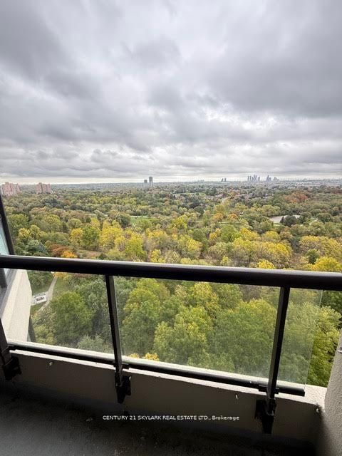Photo 24 at 1707 - 5 Rowntree Road, Jamestown, Toronto
