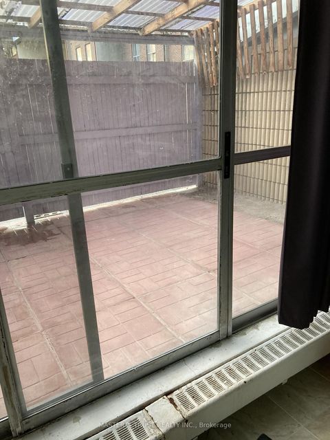 Photo 3 at 116 - 10 Eddystone Avenue, Jane Heights, Toronto