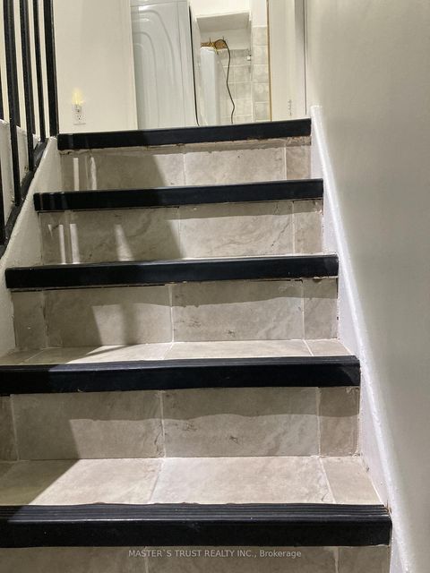Photo 5 at 116 - 10 Eddystone Avenue, Jane Heights, Toronto