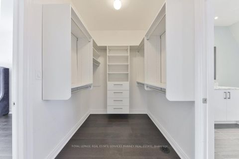 Photo 13 at 10 - 2160 Trafalgar Road W, RO River Oaks, Oakville