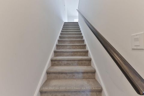 Photo 23 at 10 - 2160 Trafalgar Road W, RO River Oaks, Oakville