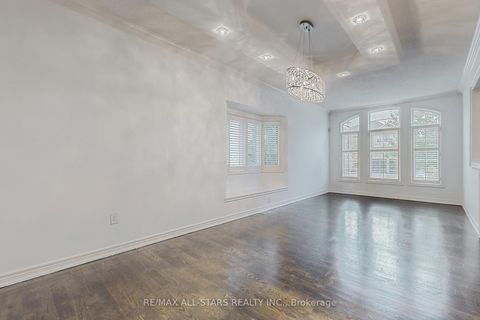 Photo 11 at 2400 Tesla Crescent, JC Joshua Creek, Oakville