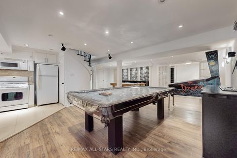 Photo 31 at 2400 Tesla Crescent, JC Joshua Creek, Oakville