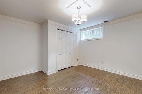 Photo 38 at 2400 Tesla Crescent, JC Joshua Creek, Oakville