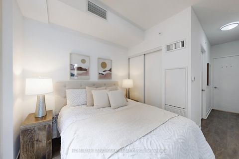 Photo 15 at 1602 - 125 Blue Jays Way, Waterfront Communities C1, Toronto