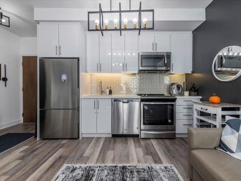 Photo 4 at D101 - 333 Sea Ray Avenue, Rural Innisfil, Innisfil