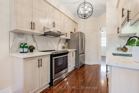 Photo 14 at 15 Debonair Street, Westbrook, Richmond Hill