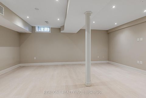 Photo 24 at 15 Debonair Street, Westbrook, Richmond Hill