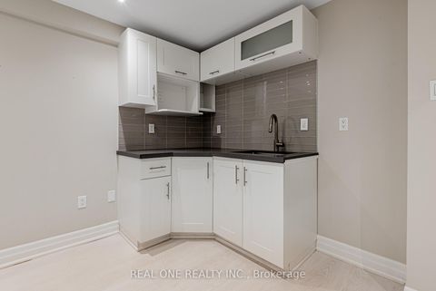 Photo 26 at 15 Debonair Street, Westbrook, Richmond Hill