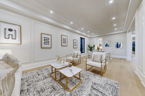 Photo 6 at 160 Lawrence Avenue, Harding, Richmond Hill